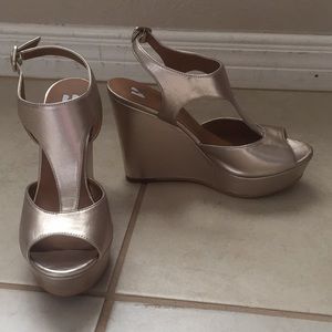 < BP. Shoes > Champagne Wedges